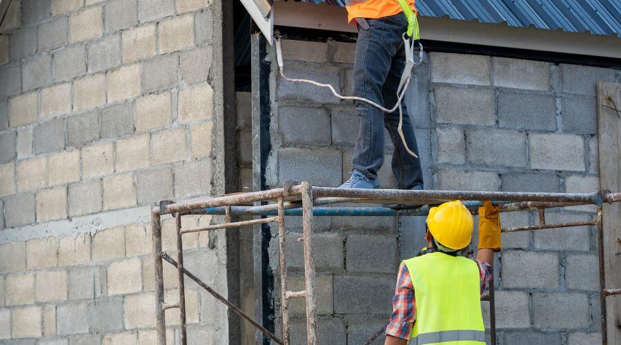 Professional residential roofers in Compton, IL